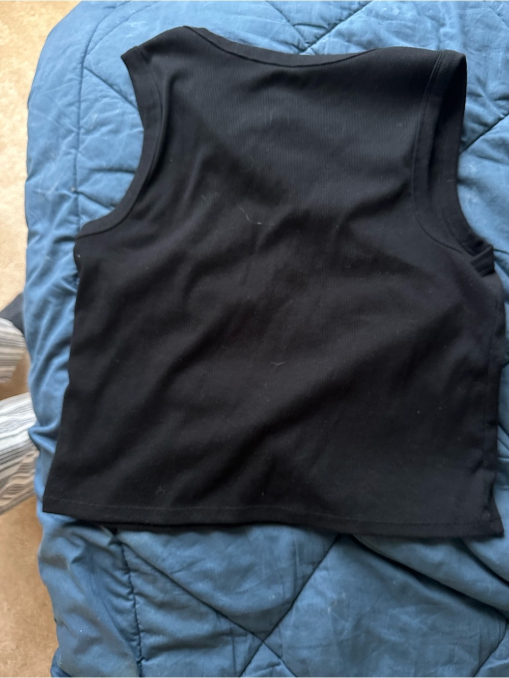 Old Navy Black V-Neck Tank Top - Picture 2 of 3